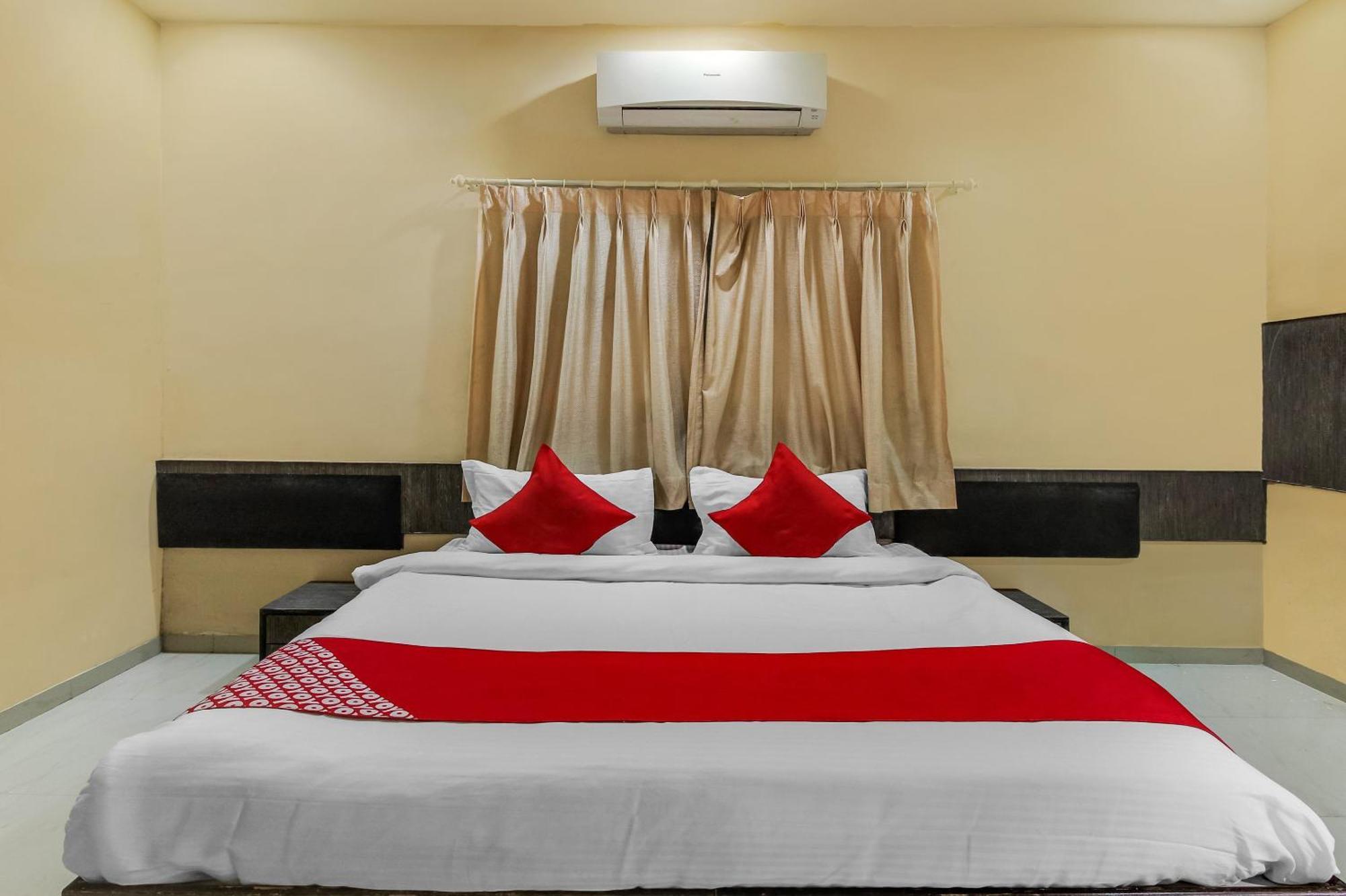 Hotel O Priyanka Residency Solapur Εξωτερικό φωτογραφία