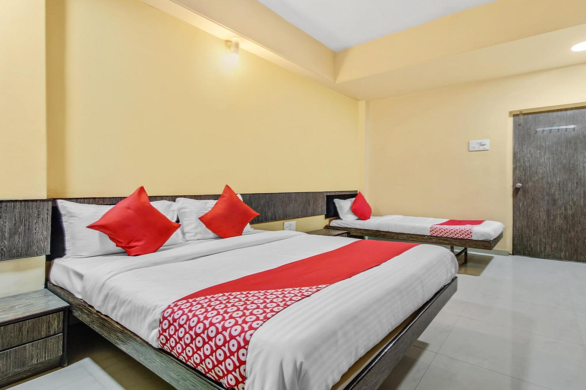 Hotel O Priyanka Residency Solapur Εξωτερικό φωτογραφία